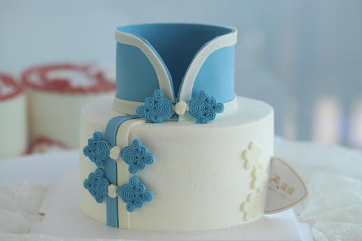 优雅旗袍（提前一天以上预订） 商品图0