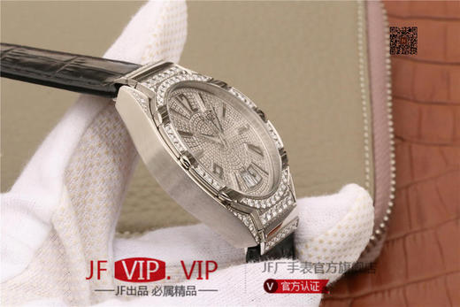 MKS伯爵POLO系列满天星，震撼上市。腕表一共采用564颗施华洛世奇 美钻，枕形表壳镀18k真金 商品图6