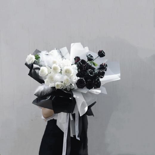 《天使与魔鬼》-玫瑰花束 商品图9