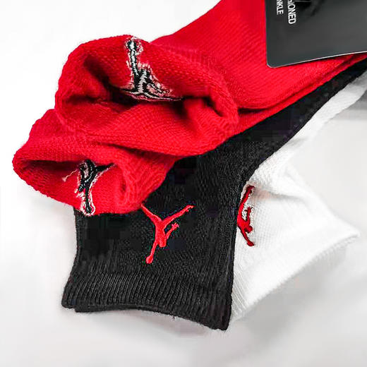 AIR JORDAN乔丹童装正品年春秋儿童短袜3双装袜子JD2113041 商品图2