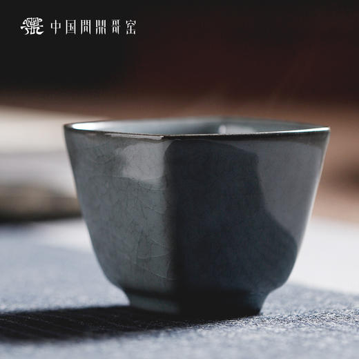 问鼎哥窑锦绣宋纹方潭杯（缺货） 商品图0