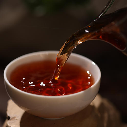 仅剩3砖！98年老料！褫魄金砖 黄金叶熟茶！ 1000克大分量 普洱茶熟茶砖1公斤！ 商品图2