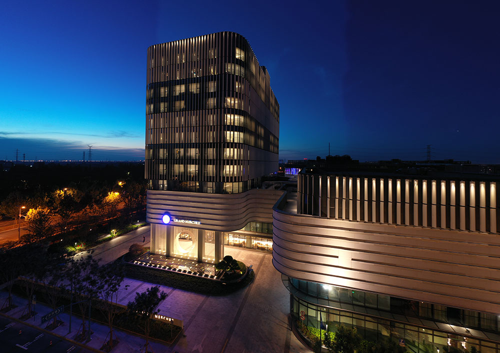 周末不涨价★ ￥699起/晚 雅高旗下【上海临港美爵酒店】享高级房