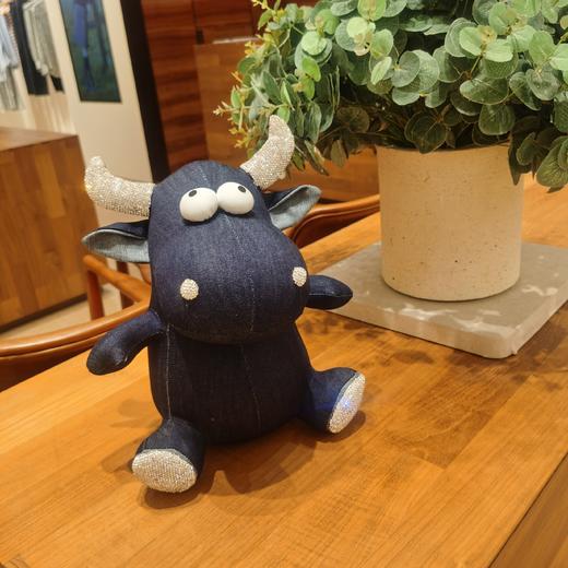 玩偶抱枕摆件 牛仔牛牛 镶钻玩偶 商品图1