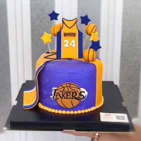 科比蛋糕（提前2天预定；进口淡奶油➕水果夹层）