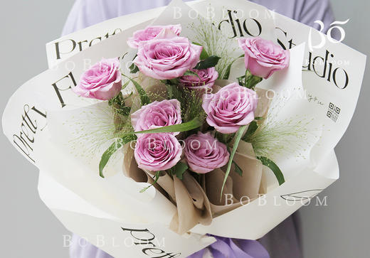 9枝紫霞仙子玫瑰花束 商品图1