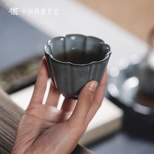 问鼎哥窑锦绣宋纹风铃杯（缺货） 商品图2