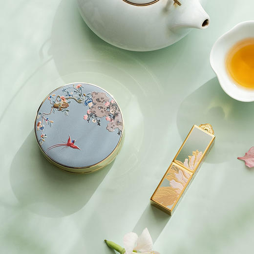 故宫博物馆花想容系列礼盒口红*1+气垫*1/盒468元 商品图6