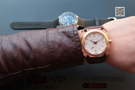 宝格丽OCTO系列102559薄腕表，搭载瑞士2824全自动机械机芯，40毫米直径，意大利牛皮表带，蓝宝石镜面，CNC打磨 商品图2