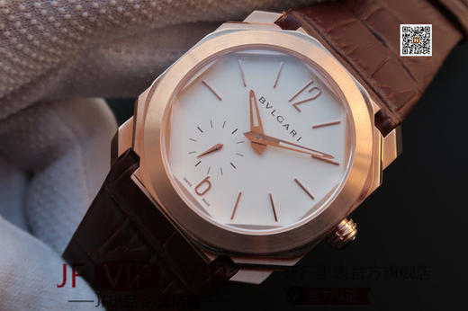 宝格丽OCTO系列102559薄腕表，搭载瑞士2824全自动机械机芯，40毫米直径，意大利牛皮表带，蓝宝石镜面，CNC打磨 商品图4