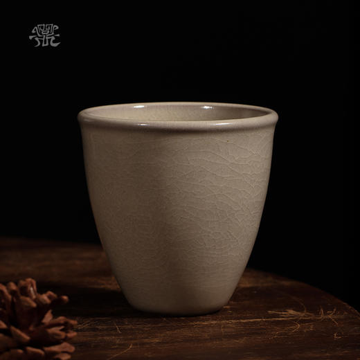 问鼎哥窑传世款运握杯（缺货） 商品图0