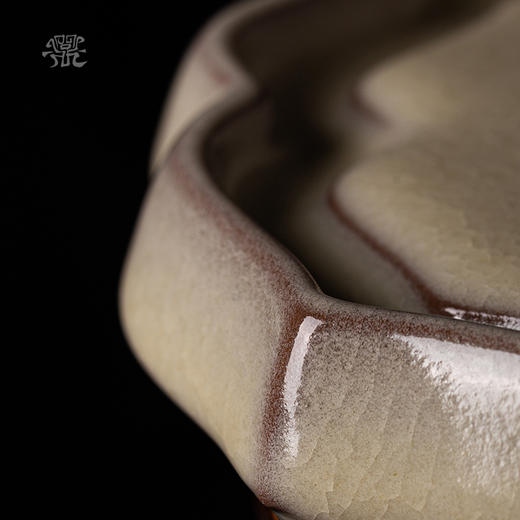 问鼎哥窑传世款云露壶承 商品图2