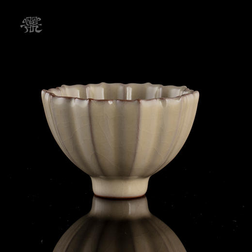 问鼎哥窑传世款青葵杯 商品图0