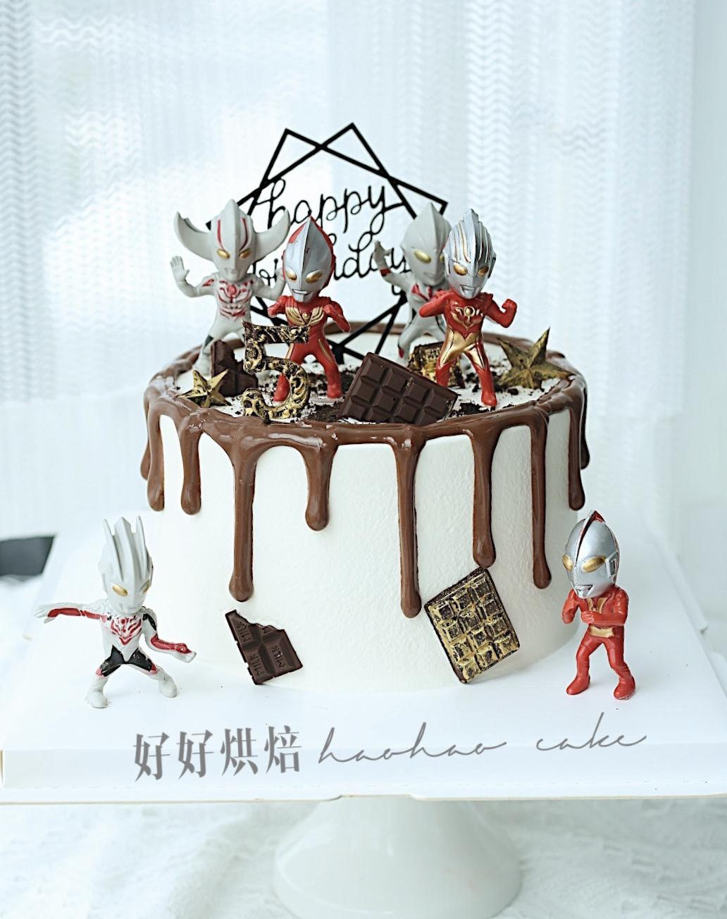 奥特曼奶油水果蛋糕