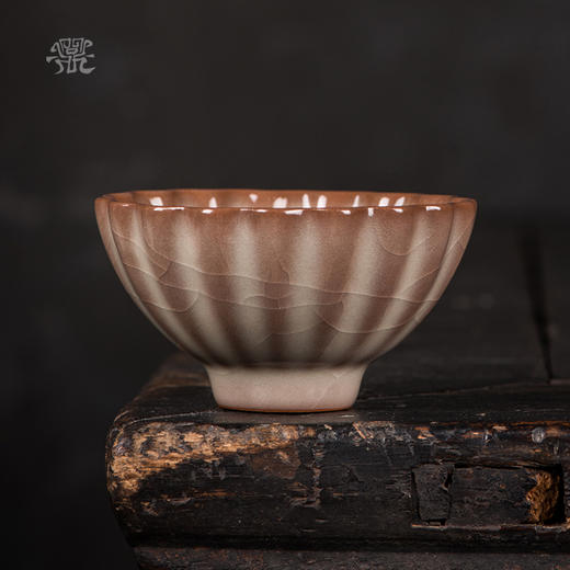 问鼎哥窑致巧款青莲杯 商品图0