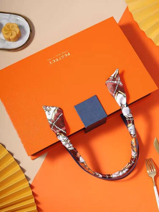 中秋月饼礼盒·8粒装方形礼盒，一盒顺丰到付，两盒包邮。 商品图1