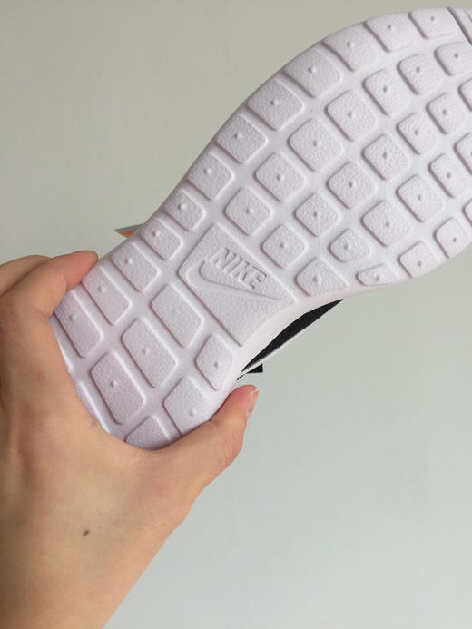 清仓秒杀🉐️59包邮，全新不退不换，37.5码黑白耐克伦敦一代，适合37脚，现货亏本清仓 商品图3