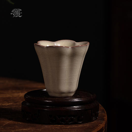 问鼎哥窑传世款韶颜杯 商品图0