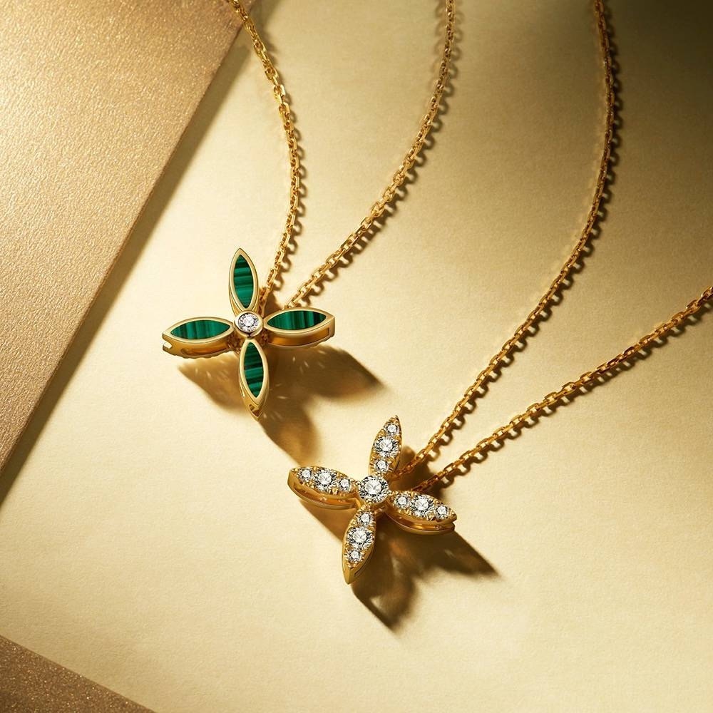 【2f】通灵珠宝双面女王系列钻石吊坠