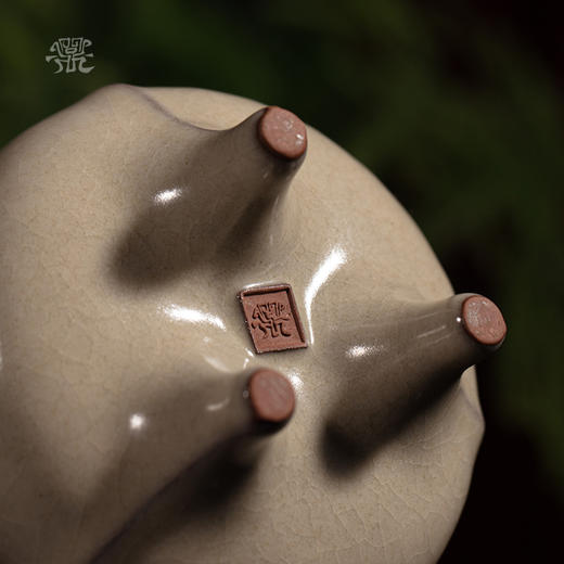 问鼎哥窑传世款三足鼎（缺货） 商品图3