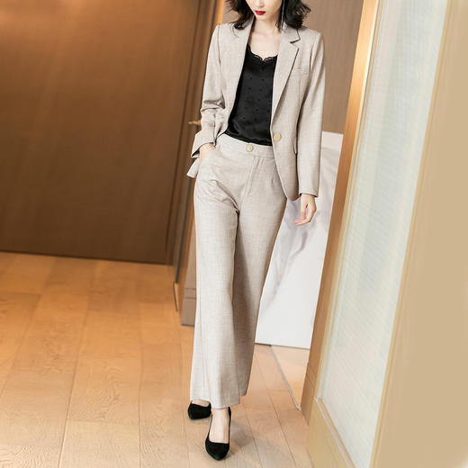 【经典系列】气场西服套装 米思阳经典爆款时尚套装一粒扣长袖西装休闲阔腿裤两件套女0877 商品图4