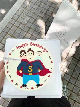 超人爸爸手绘奶油蛋糕