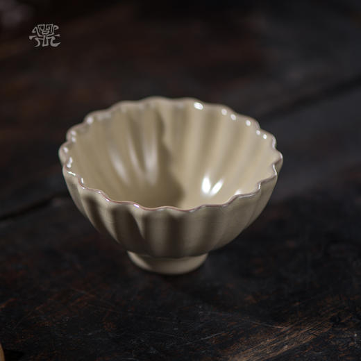 问鼎哥窑传世款青莲杯 商品图1