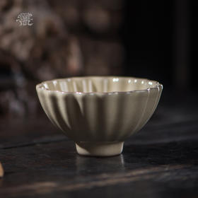 问鼎哥窑传世款青莲杯