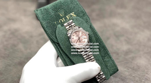 Noob【高品质】龙虾粉表盘，劳力士女款原版开模：劳力士女装日志型28和31毫米新一代五件拼装头粒，隐蔽式弹簧皇冠带扣、开启劳力士皇冠标志轻松打开表带．表壳与表带之间达到无缝连接视觉效果，完美无破绽❕ 商品图8