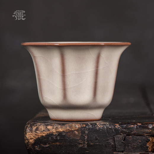 问鼎哥窑致巧款潭影杯（缺货） 商品图0