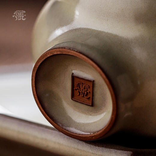 问鼎哥窑传世款蔷薇杯 商品图3