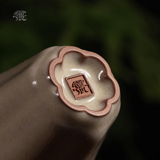 问鼎哥窑传世款韶颜杯 商品图3