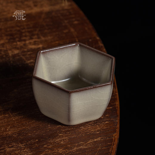 问鼎哥窑致巧款静空杯（缺货） 商品图1