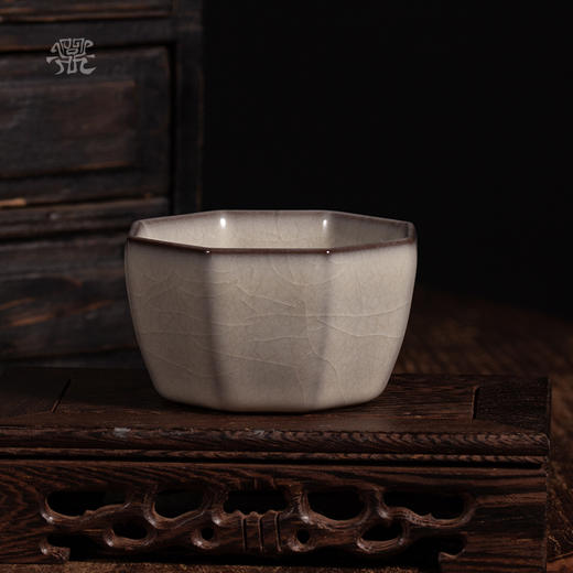 问鼎哥窑致巧款禅渊杯 商品图0