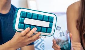 冷饮控｜ 丹麦创意冰格，轻松制冰取冰，还是便携冰壶，大热天随时随地续命