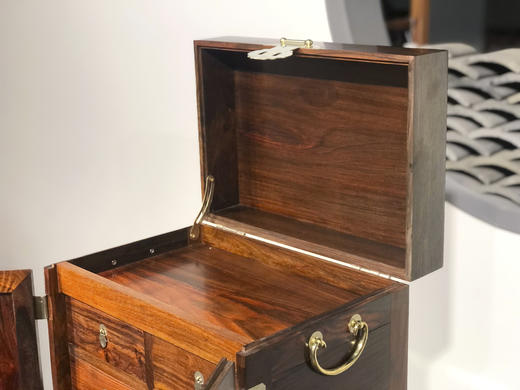 红桥红  家具严选  大红酸枝（交趾黄檀）【38故宫款 官皮箱】 商品图6