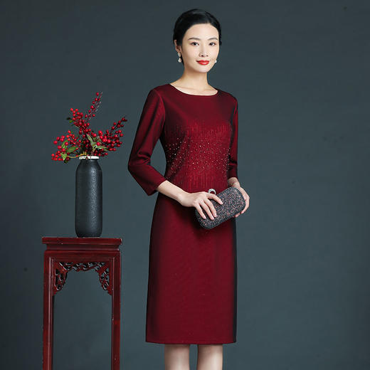 上海旗袍厂ZY-Q5736秋装新款优雅知性大码圆领烫钻钉珠连衣裙 商品图1