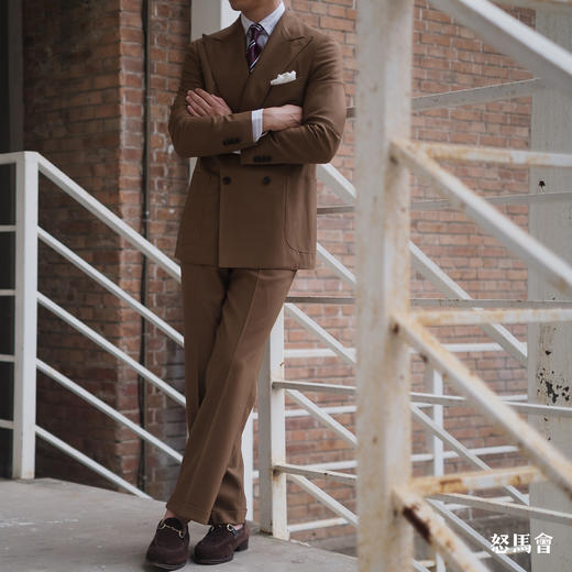 Hardy Minnis Fresco III Lite 强捻抗皱焦糖色意式全麻衬套装 商品图6