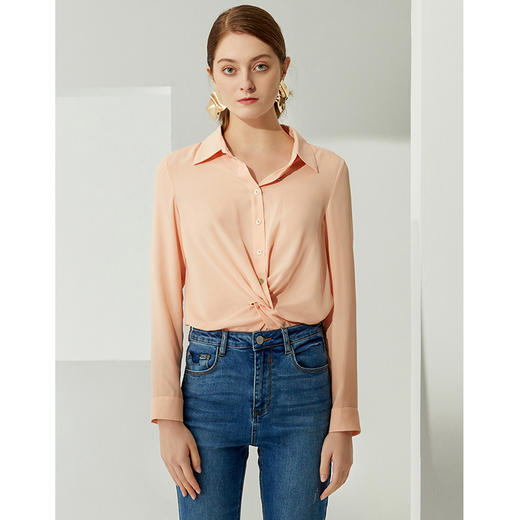 EITIE爱特爱新款时尚设计感褶皱收腰显瘦百搭通勤衬衫女B2109702 商品图2