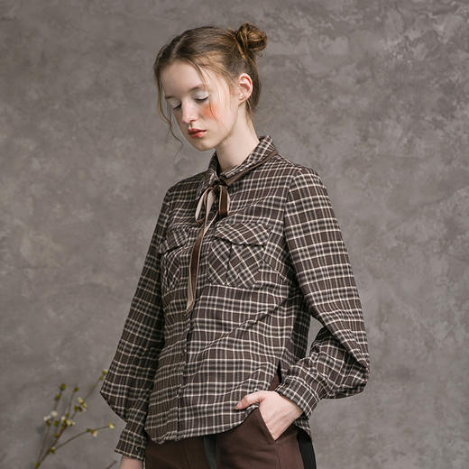 Famecoco范可儿格子衬衫秋宽松设计灯笼袖开身衬衣F216BH001 商品图1