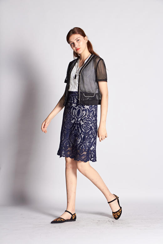 【伯妮斯茵】2B6342--蓝色半裙-《雨中美景》 商品图2