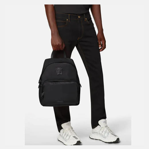 VERSACE 范思哲 LA MEDUSA锦纶双肩包 男双肩包 黑色 DFZ8504 DNY8ME D41NP 商品图0