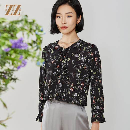 佐尔美秋季新款黑色娃娃领碎花上衣衬衣E11CC30 商品图2