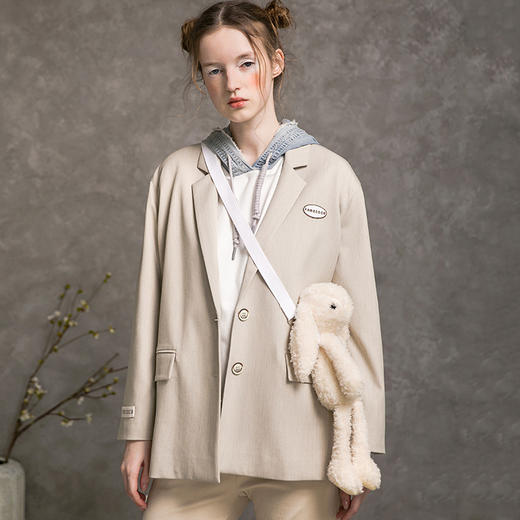 Famecoco范可儿休闲西装女外套宽松西服F216AW003 商品图0