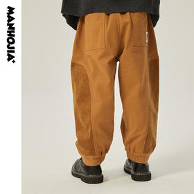 秋天，你还缺件复古灯芯绒长裤