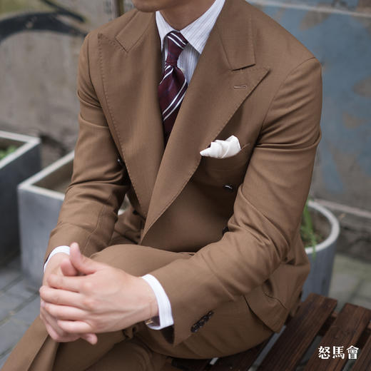 Hardy Minnis Fresco III Lite 强捻抗皱焦糖色意式全麻衬套装 商品图2