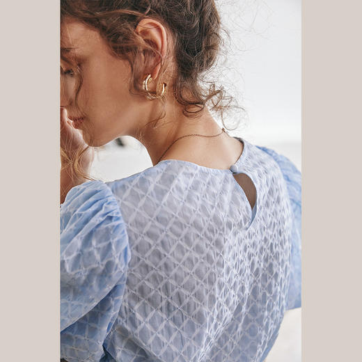 欧芮儿蓝色衬衫女2021新款圆领泡泡袖宫廷风法式洋气短袖上衣 商品图2