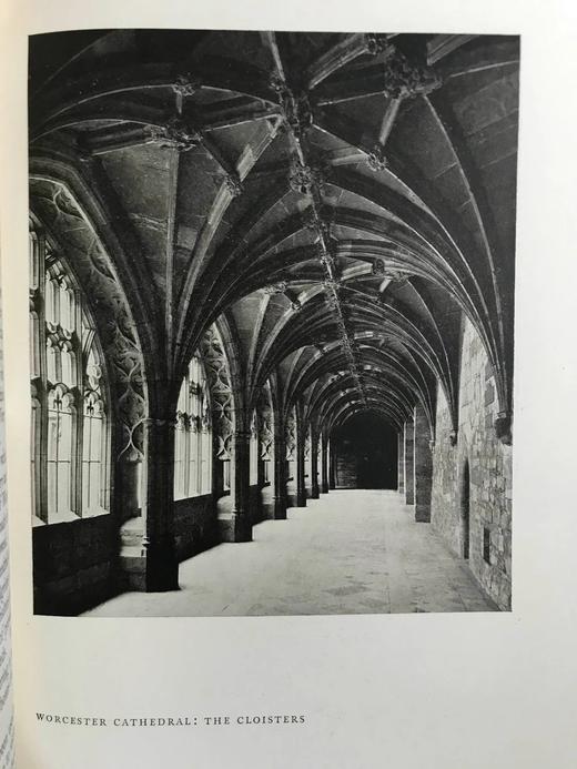 1926年 教堂图集 148幅插图 漆布脊精装16开 商品图12