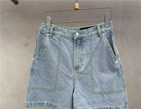 Jasonwood/坚持我的 夏季新款字母绿色印花牛仔短裤女212117001