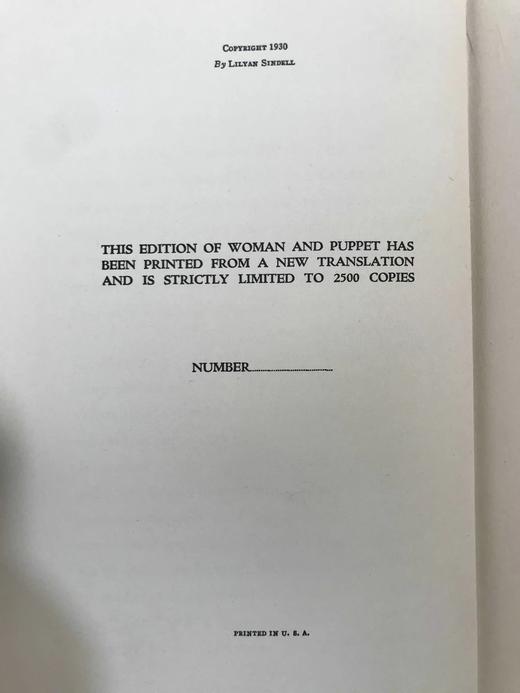 限量版 1930年 皮埃尔·卢维《女人与木偶》 威廉·西格尔8幅插图 精装18开 商品图5